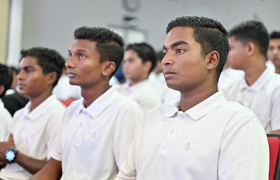 ފޯ ސީޒަނުން އިތުރު 59 ކުދިން ތަމްރީނުކޮށްފި