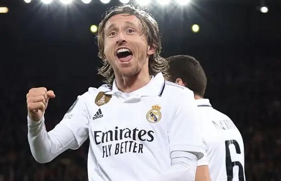 ރެއާލް ދޫކޮށްލާކަށް މޮޑްރިޗް ބޭނުމެއް ނުވި