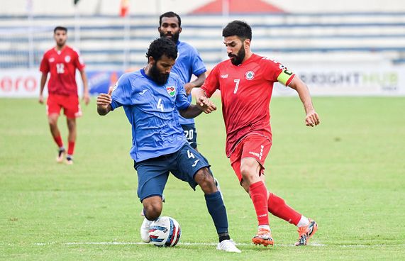 އިންޑިއާ 100 އަށް، ރާއްޖެއަށް ބަދަލެއް ނާދޭ