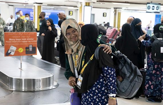 ހައްޖަށް ދިޔަ މީހުން އަންނަން ފަށައިފި