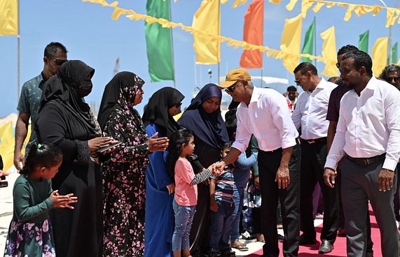 މަރޮއްޓަށް ރައީސްގެ ވައުދު: ބިން ހިއްކައި ގޯތި ދިނުން