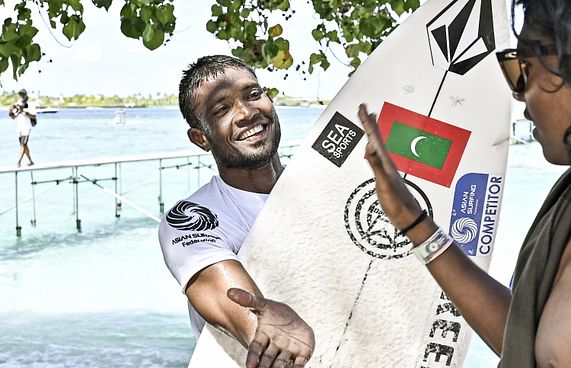 އޭޝިއާގެ މުބާރާތުން އިބޫ ބްރޯންޒް މެޑަލް ހޯދައިފި