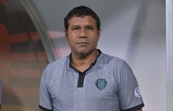 ނުވާވަރުން ބޭރު ކުޅުންތެރިންނެއް ނުގެންނާނަން: އިންމަ