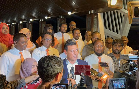 ސަންގެ ދަރަނި ސަރުކާރުން ދައްކަން ނުޖެހޭނެ: ސިޔާމް