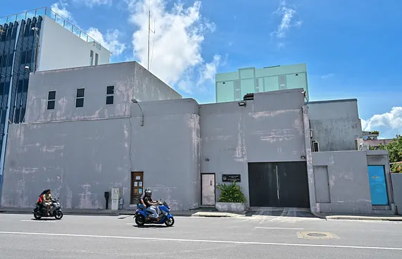 ފުލުހުންގެ ބަންދުގައި ހުރި މީހަކު މަރުވެއްޖެ