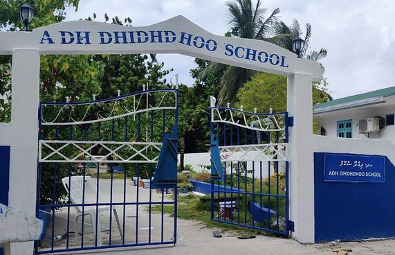 އދ. ދިއްދޫ ސްކޫލްގައި ކަރަންޓާއި ފެނެއް ނެތް!