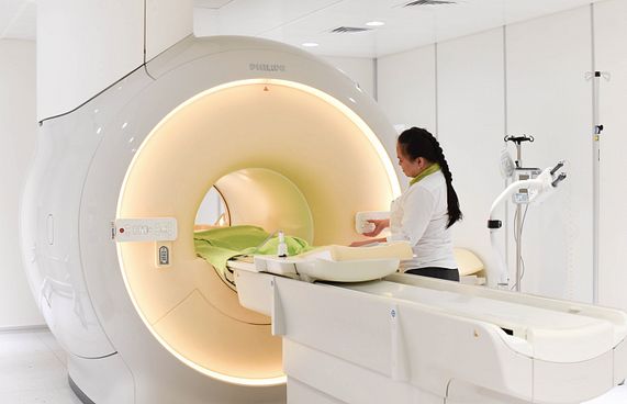 ޓްރީ ޓޮޕްގައި ރޭޑިއޮލޮޖީގެ ހިދުމަތް ފުޅާކުރަނީ