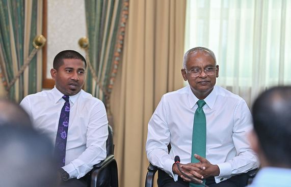 ހަވާލުވާ އަގަށް ވުރެ އިތުރަށް ފައިސާ ދީފައި އެބަހުރި