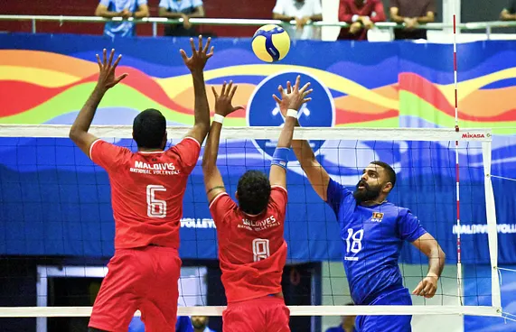 ލަންކާއާ ދެކޮޅަށް ކުޅެން އާ ވިސްނުމެއް ހޯދަން ޖެހޭ