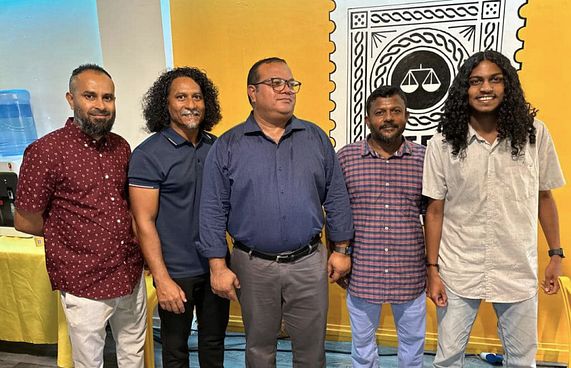 ޒުވާނުންނަށް އޮތީ އުފާވެރި ބޯހިޔާވަހިކަމުގެ ސިޔާސަތެއް