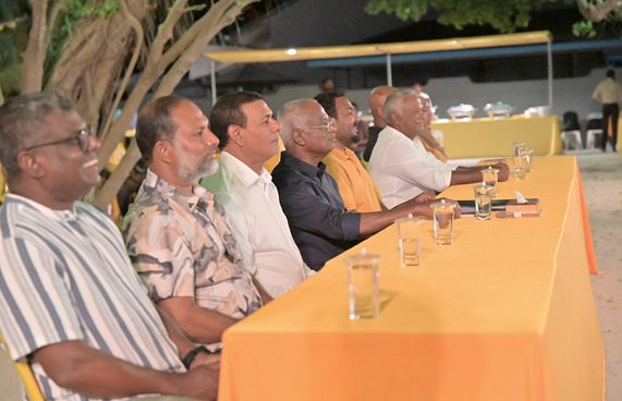 ދަރަވަންދޫ އެއާޕޯޓު ބޮޑުކޮށް, ރައީސްގެ ވައުދުތަކެއް