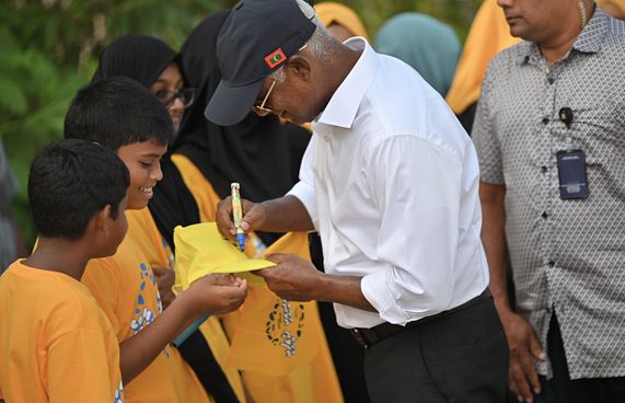 ލާމުގެ ދެވަނަ އެއާޕޯޓް އަޅާނެ ތަނެއް އަދި ނުނިންމާ