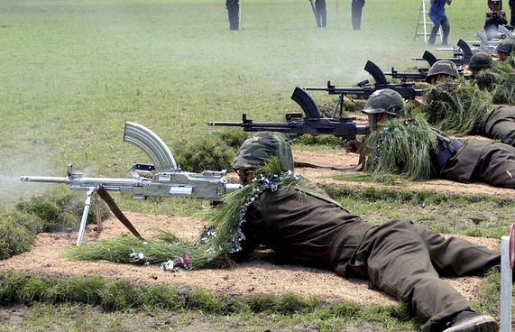 އުތުރު ކޮރެއާއިން ނިއުކްލިއާ ހަތިޔާރުގެ ތަމްރީންތަކެއް