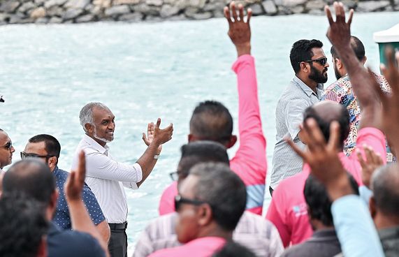 ގުރައިދޫގައި އެއާޕޯޓު އަޅަން މުއިއްޒުގެ ވައުދެއް