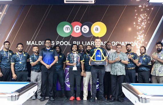 ދުނިޔޭގެ ހަތަރުވަނަ ހިއްސާވެ އީގަލްސްއަށް ބިލިއާޑް ތަށި