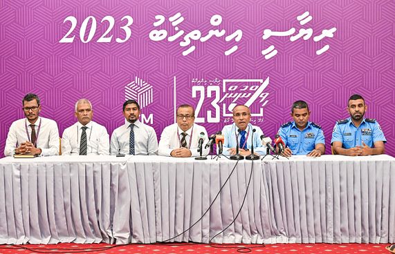 ނިޒާމީ ވޯޓު ނަގަން ވަގުތު ދޭން މެމްބަރުން އެއްބަސް