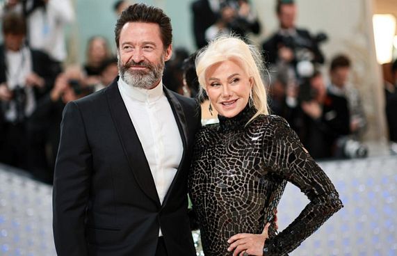 ހިއު ޖެކްމަން އާއި ޑެބޯރާލީގެ ކައިވެނި ރޫޅާލަނީ