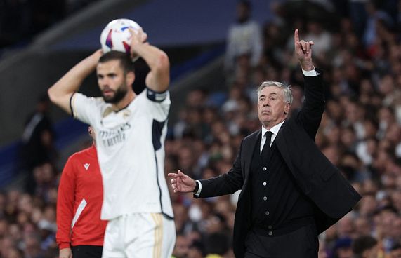 މޮޅުވީ ފަހަތުން އަރައި، އަންޗެލޮޓީއަށް ކަމަކުނުދޭ