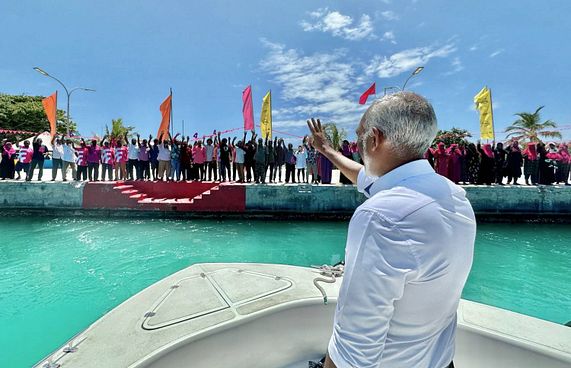 ބޭރު ސިފައިން ބޭރުކުރަން ވޯޓު މުހިންމު: މުއިއްޒު