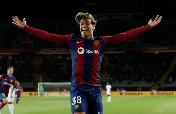 އަލަށް ކުޅެން ނުކުމެ ގިއޫ މިނެޓެއް ނުވަނީސް ލަނޑެއް