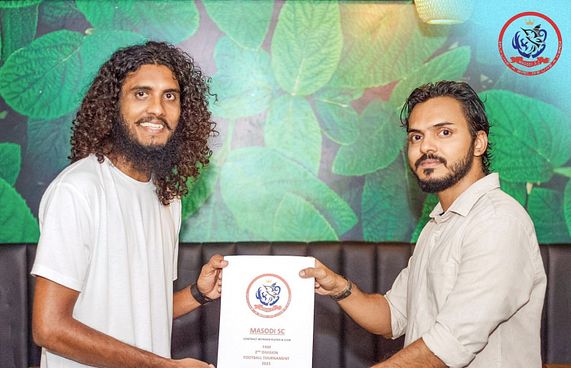 ދެވަނަ ޑިވިޝަނުގައި ކުޅެން އިއްބެ މަސްއޮޑި އަށް