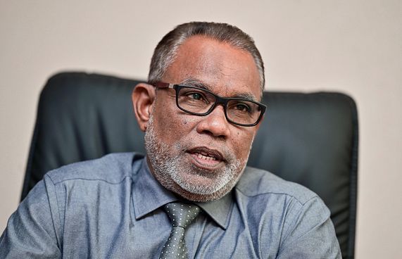 "ޖަމީލަކީ ޔާމީންގެ ދުޝްމަނެއް،ނަގަނީ ނާޖާއިޒު ފައިދާ"