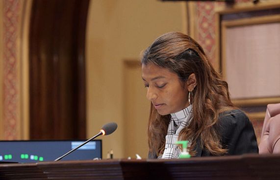 އީވާއާއި އަފީފް އިމްތިޔާޒަށް އަރައިގަތްކަމަށް ނިންމައިފި