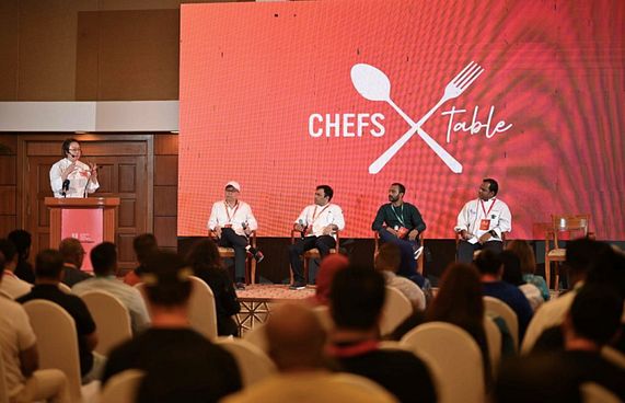 ޝެފުންނަށް ޔުނިލިވާ ސޮލިއުޝަންސްގެ "ޝެފްސް ޓޭބަލް"