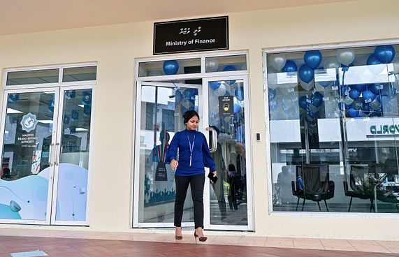 ހަރަދު 23 ޕަސެންޓު ދަށް، އާމްދަނީ 6 ޕަސެންޓު އިތުރު