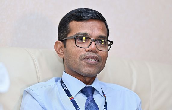 ކަރަންޓު ހެޔޮވާނީ އިޔާދަކުރަނިވި ހަކަތައިން: ފަހުމީ