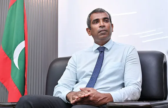 ހދ. ކައުންސިލުން މުވައްޒަފުންނަށް އުސޫލާ ހިލާފަށް 172،000ރ.