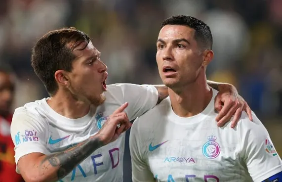 ރޮނާލްޑޯގެ 1،200 ވަަނަ މެޗު، ގޯލަކާ އެސިސްޓެއް