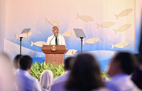 ރައީސް، މަސްވެރިންގެ ދުވަހުގެ ޖަލްސާ އަށް ދުވާފަރަށް