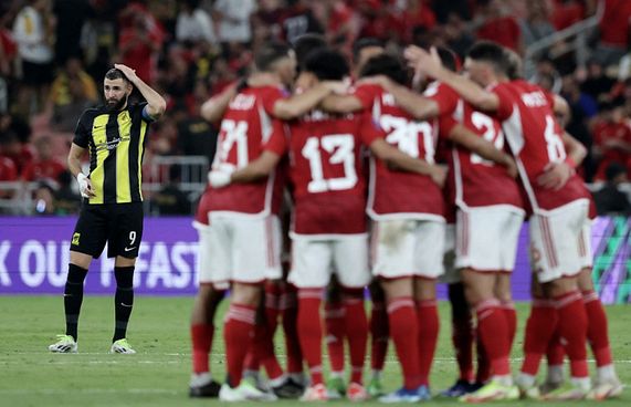 ބެންޒެމާގެ ޕެނަލްޓީ ނާކާމިޔާބުވެ ވޯލްޑް ކަޕުން ކަޓައިފި