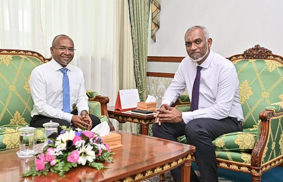 މަޝްވަރާގެ ތަފްސީލް ހަސަން ނުދެއްވާތީ ހިތްހަމަނުޖެހިއްޖެ