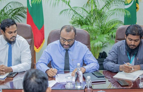 ލޯފަން ކުދިންނަށް ފޮތްތަކުގެ އޯޑިއޯ ލިބޭގޮތް ހަދަނީ