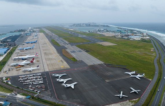 މަހުޖަނުން އަމިއްލަ ޖެޓުތަކުގައި ރާއްޖެ އަށް