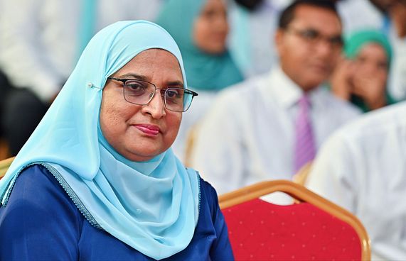 ޔާސްމީނާ ގުޅޭގޮތުން ދައުރުކުރަނީ ފޭކު ސްކްރީންޝޮޓެއް