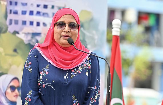 "މަންދީގެ ޖިނާއީ ތަހުގީގާ ފަސްޓްލޭޑީއާ ގުޅުމެއް ނެތް"