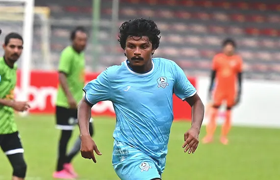 ފަހުމާންގެ މޮޅު ކުޅުމުން މަހިބަދޫން ހިތްވަރެއް ހޯދައިފި