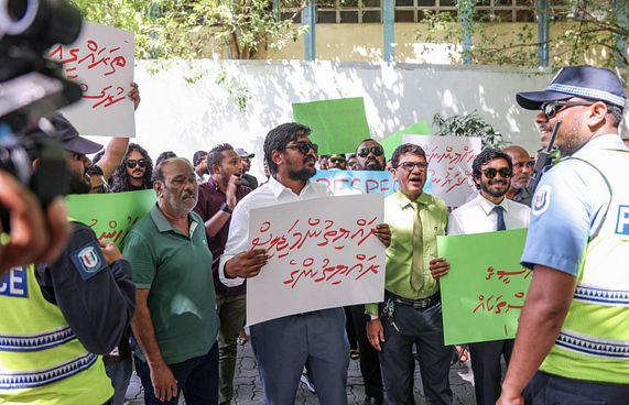 މާރާމާރީއާ ގުޅިގެން އީސަ ހައްޔަރުކުރަން ގޮވަނީ