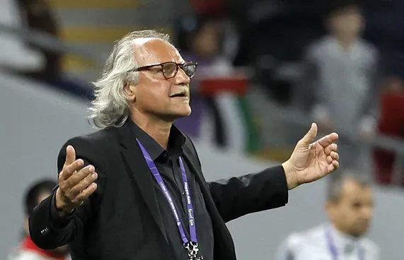 ސެގަޓްގެ ތަޖިކިސްތާނުން ޔޫއޭއީ ބަލިކޮށް ކުއާޓާ އަށް