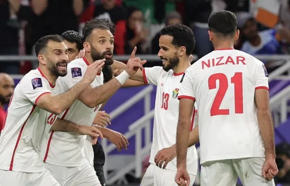 ކޮރެއާ ކަޓުވާލުމަށްފަހު އުރުދުން އަލަށް ފައިނަލަށް