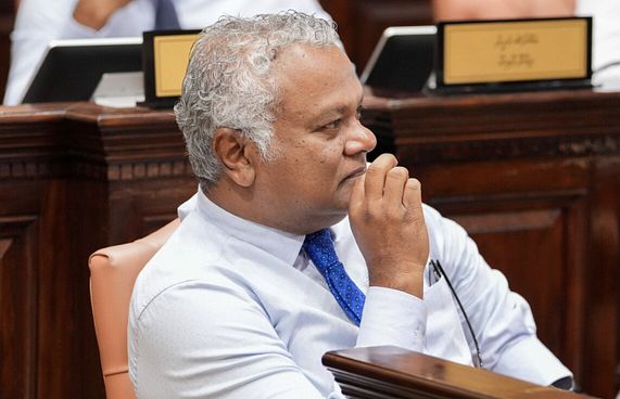 ފްލެޓްތަކުގެ މައްސަލަ: އޭސީސީގެ ތަހުގީގާ މެދު ސުވާލު!