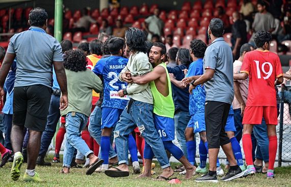 ދަނޑުގެ މާރާމާރީ:ހައްޔަރުކުރި 13 މީހަކު ދޫކޮށްލަައިފި