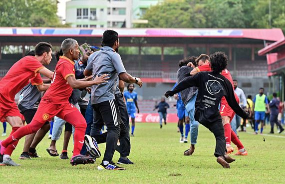 މެޗުގެ ހަމަނުޖެހުމާ ހެދި އަނަޓޮލީ ރާއްޖޭން ހިނގައްޖެ