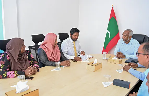 މަކުނުދޫ އެއާޕޯޓާއި ބިން ހިއްކުން އެމްޓީސީސީއަށް