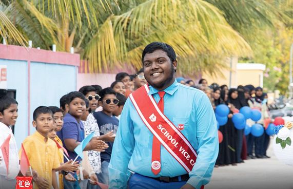 ލަންދޫ ދަރިވަރުން މިހާރު ނަމާދުކުރާނީ ޖަމާއަތުގައި