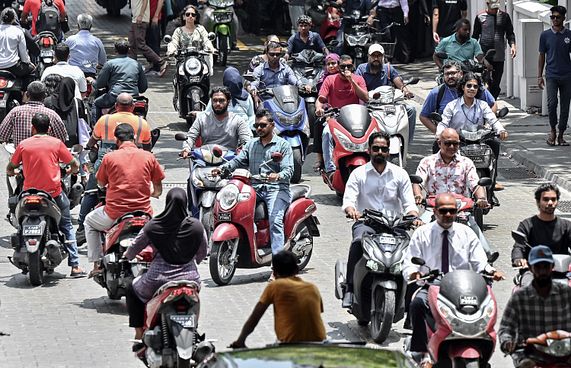 ކޮންޕްރިހެންސިވް އިންޝަރެންސެއް ނަގަން މަޖުބޫރު ކުރަނީ