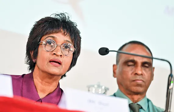 މެމްބަރުން ދޫނުކޮށް ގިނަ ސުވާލުތަކެއް ޒުލްފާއަށް